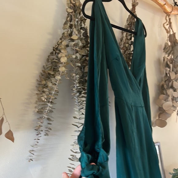 Emerald Green silk flowy wrap around dress - Picture 7 of 8